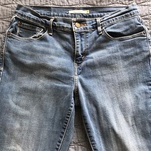 Levi jeans